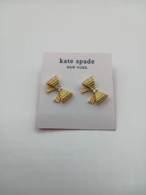 Kate Spade Wrapped In A Bow Studs NEW